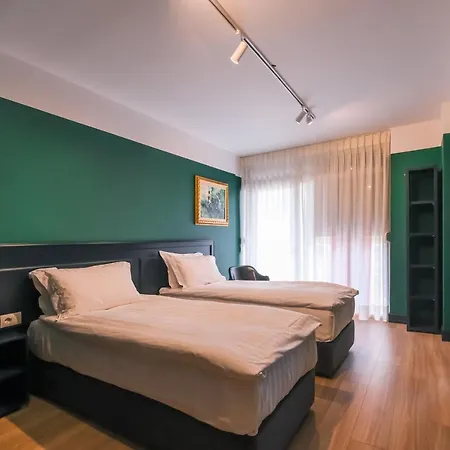 Air Albania Stadium Apartments *